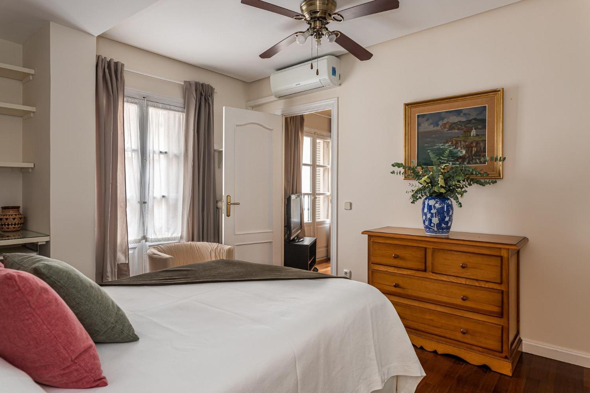 Ferienwohnung Waou Opera I - Alquiler Corta Duracion Madrid Exterior foto