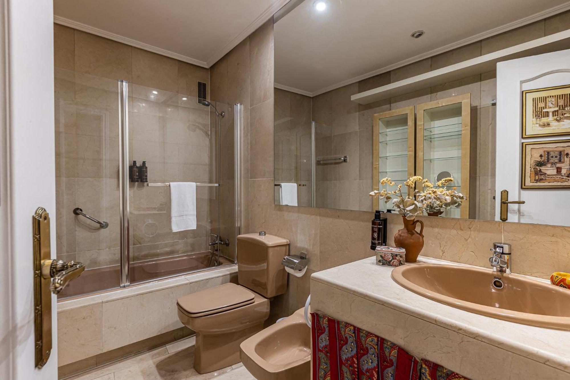 Ferienwohnung Waou Opera I - Alquiler Corta Duracion Madrid Exterior foto